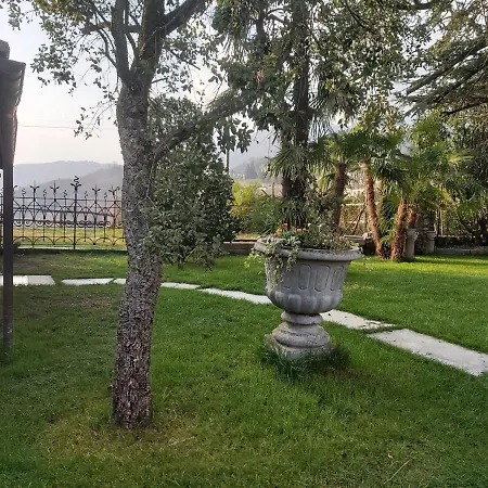 Romantico Palazzo Dei Ulivi * Purasca