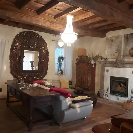 Romantico Palazzo Dei Ulivi 住宿加早餐酒店 *