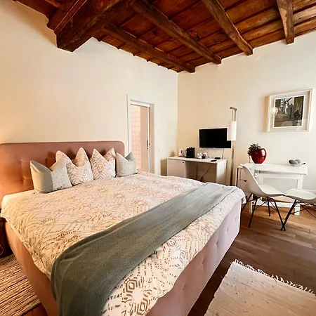 Romantico Palazzo Dei Ulivi Purasca