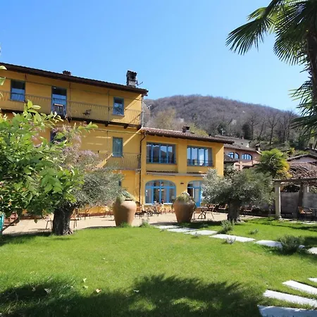 Romantico Palazzo Dei Ulivi * Purasca