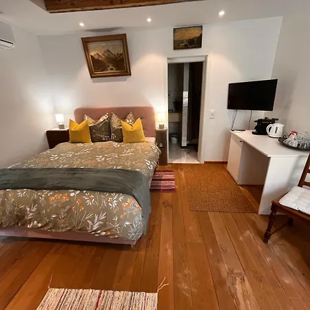 Bed & Breakfast Romantico Palazzo Dei Ulivi Purasca